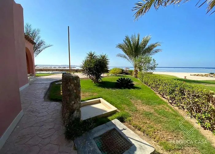 Fabbricacasa Sea Front Villa, Oriental Coast Villa